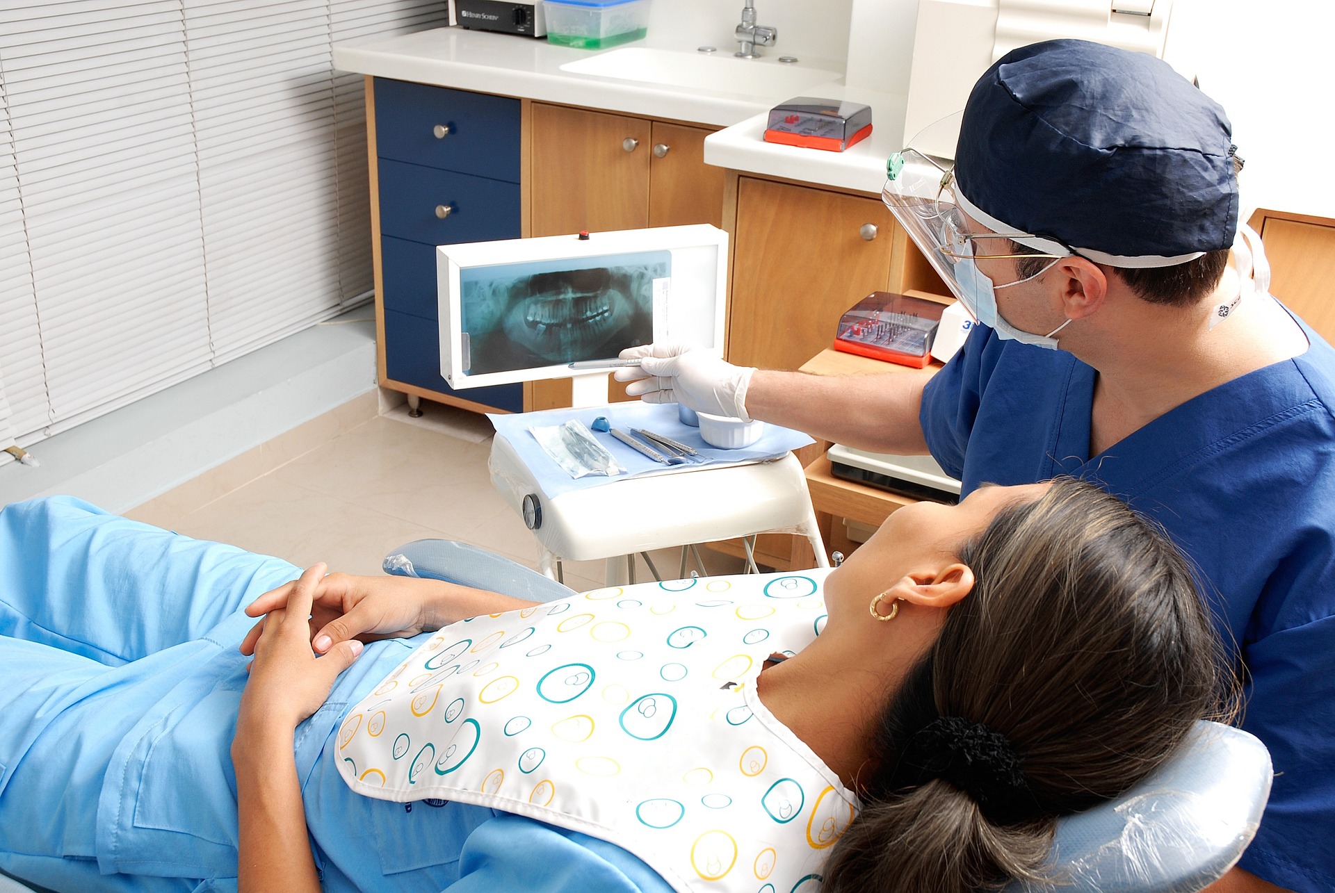 Dentista atendimento de paciente