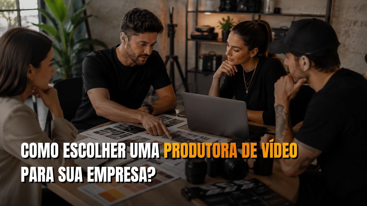 Reunião de briefing entre empresa e produtora de vídeo